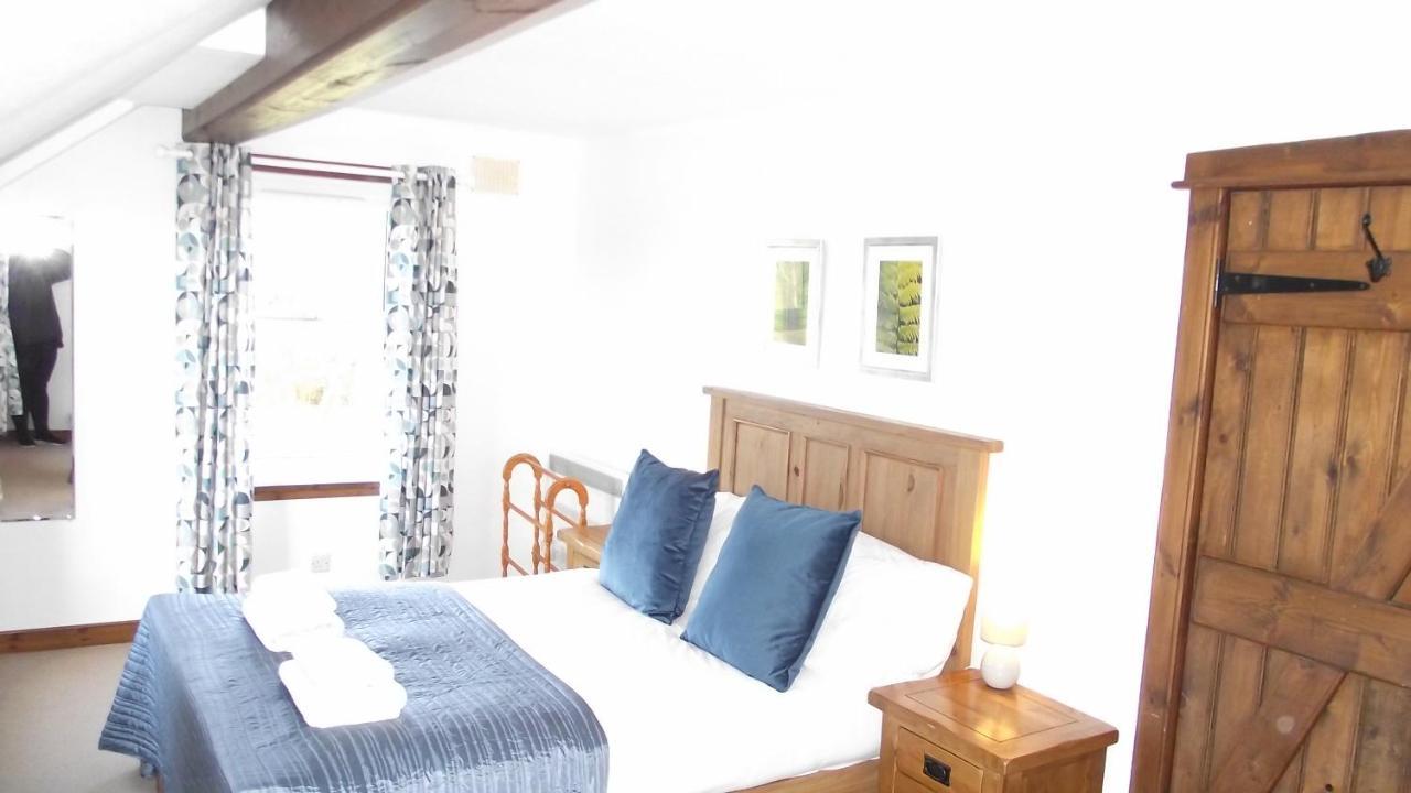 Craobh Marina Cottages Craobh Haven Exteriör bild